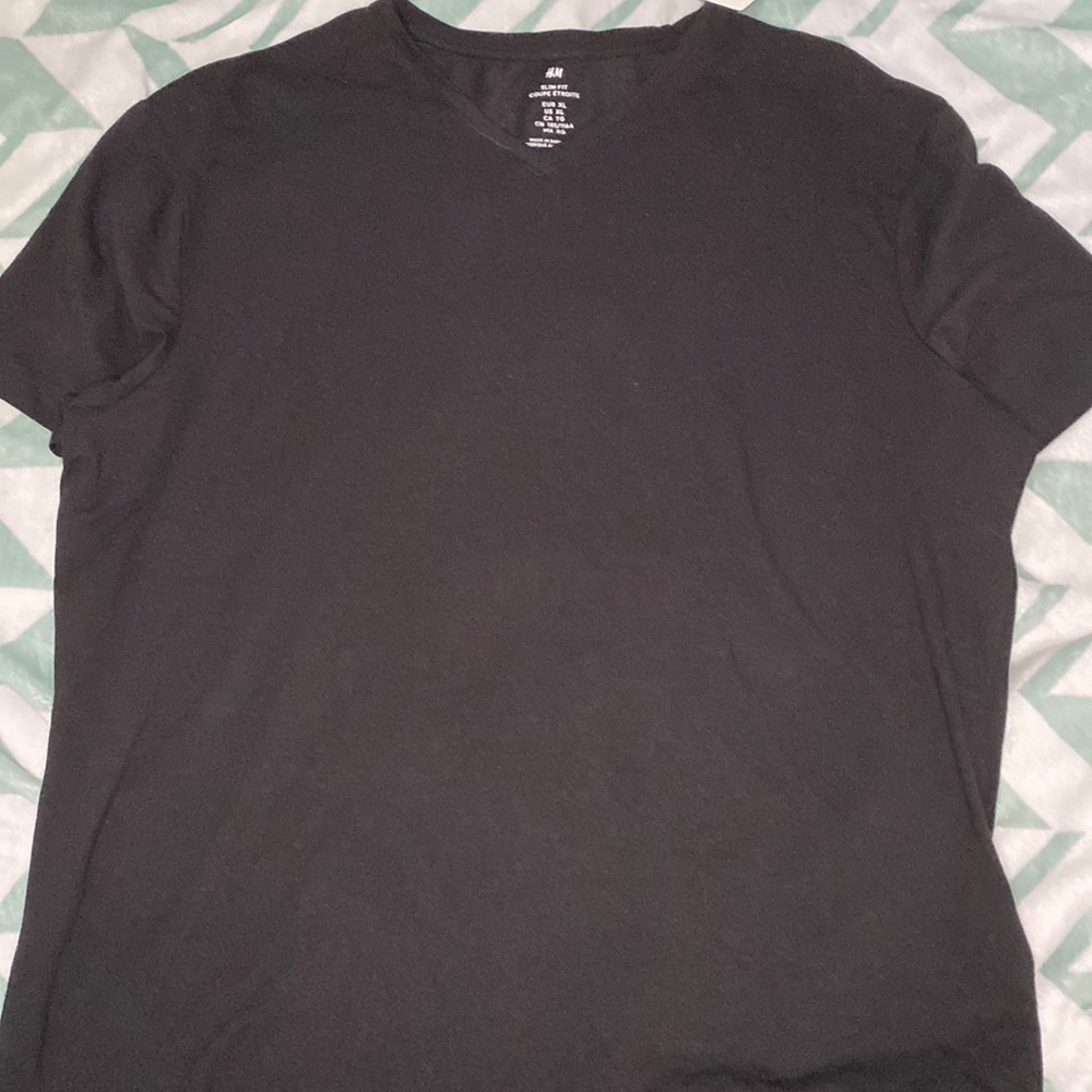 Brand new mens t-shirt. With tags!!